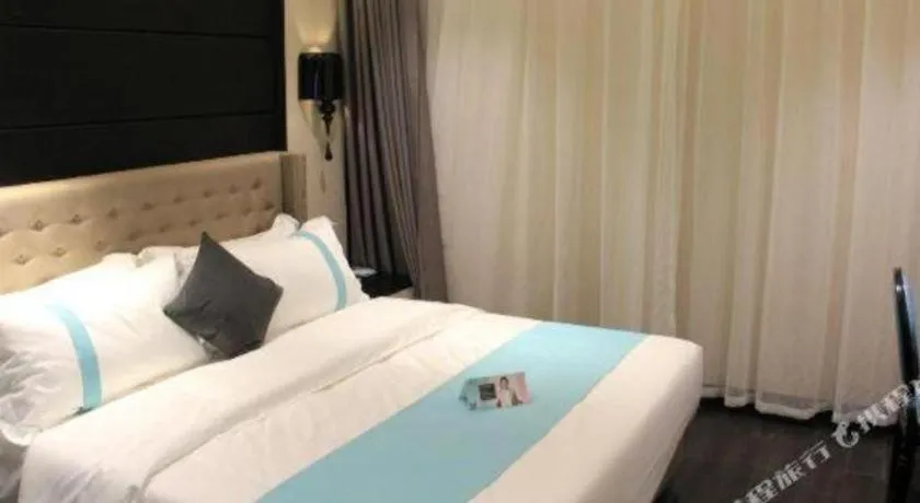 Bed in Xana Hotelle· Shijiazhuang Yaqing Street