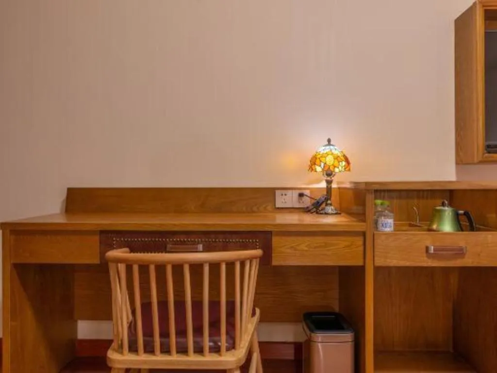 James Joyce Coffetel· Ji'Nan Changqing District Government Jingshi Xi Road