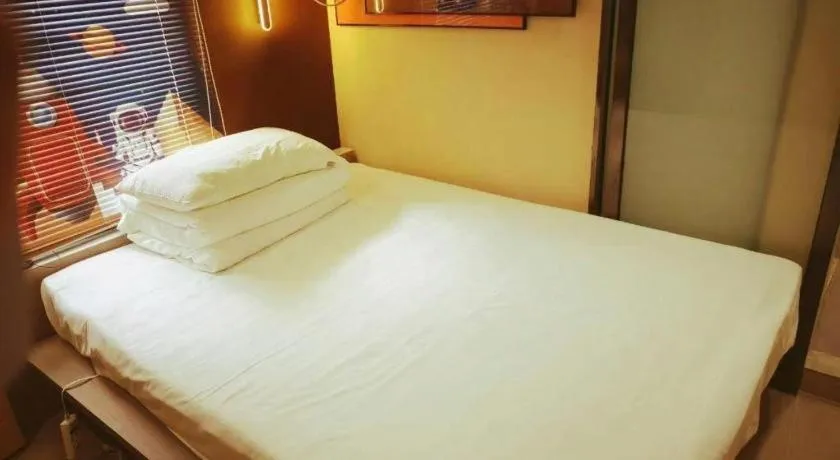 Bed in IU Hotels· Xincheng Haibing University Store