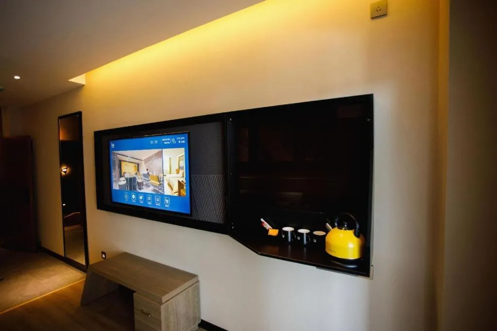 IU Hotels· Xincheng Haibing University Store