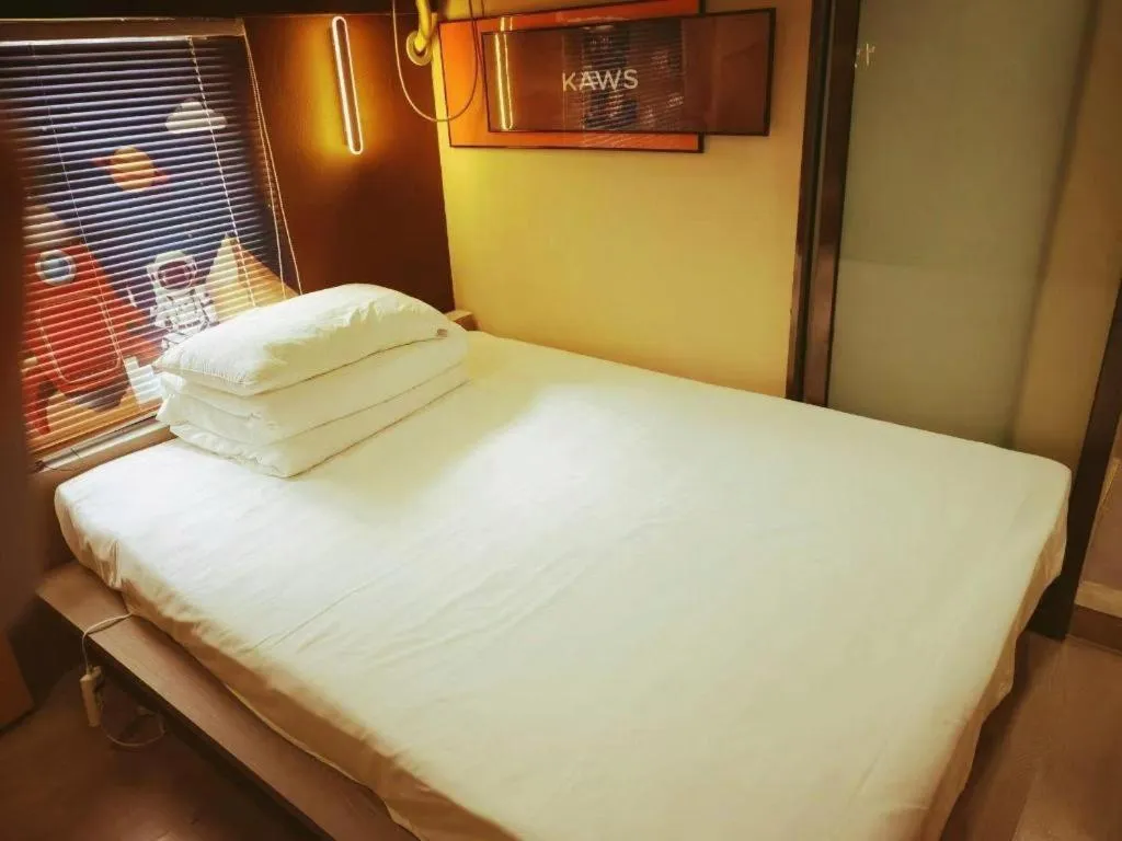 Bed in IU Hotels· Xincheng Haibing University Store