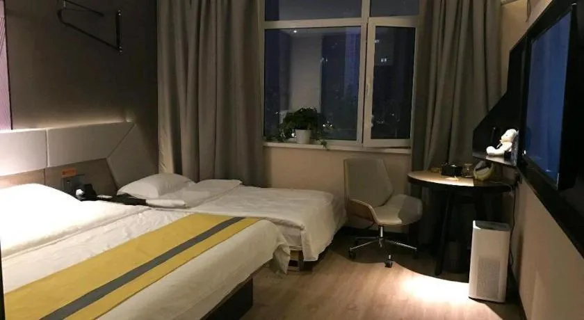 Bed in IU Hotels· Xincheng Haibing University Store