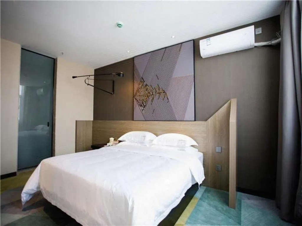 Bed in IU Hotels· Xincheng Haibing University Store