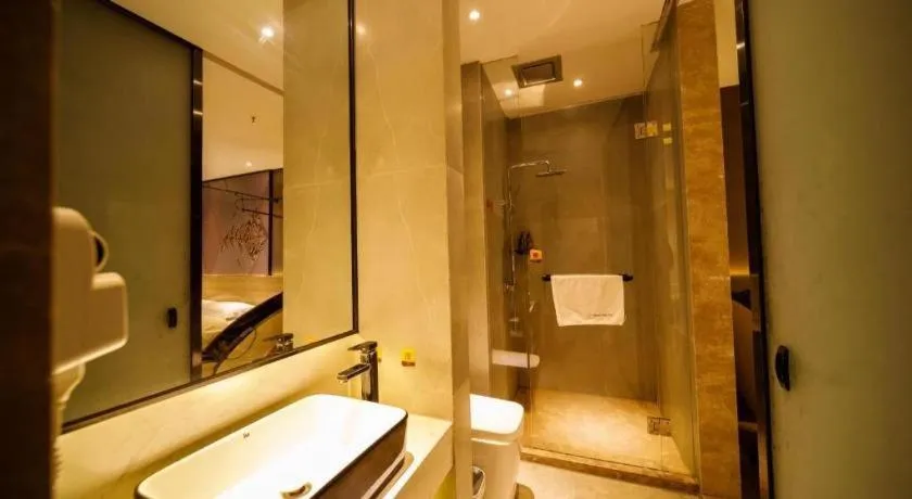 IU Hotels· Xincheng Haibing University Store