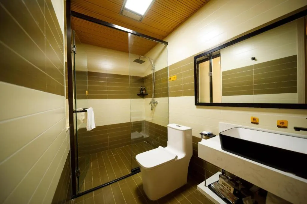 IU Hotels· Xincheng Haibing University Store