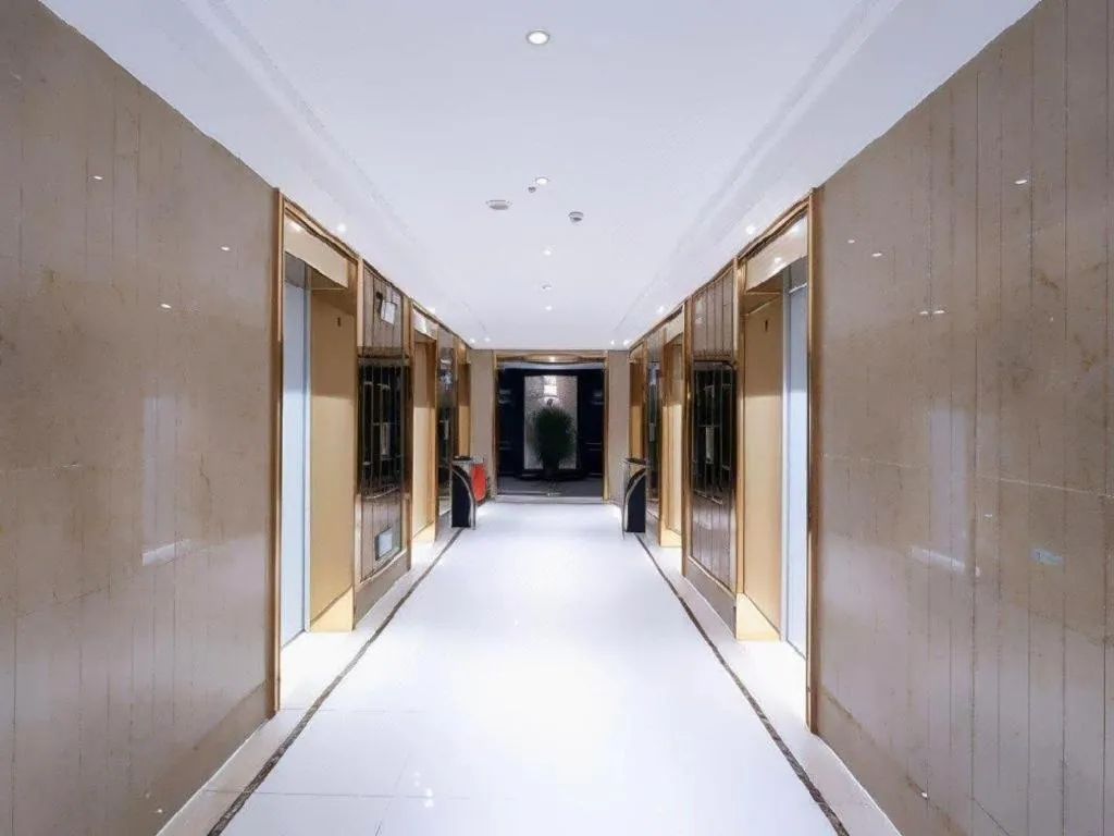 Xana Hotelle· Wulumuqi High Speed Railway Station Baonengcheng