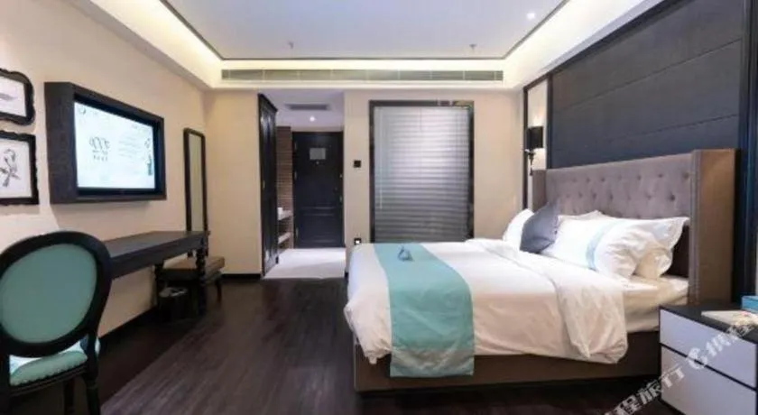 Bed in Xana Hotelle· Wulumuqi High Speed Railway Station Baonengcheng