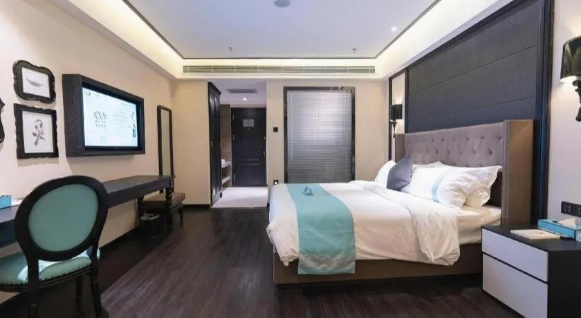 Bed in Xana Hotelle· Wulumuqi High Speed Railway Station Baonengcheng