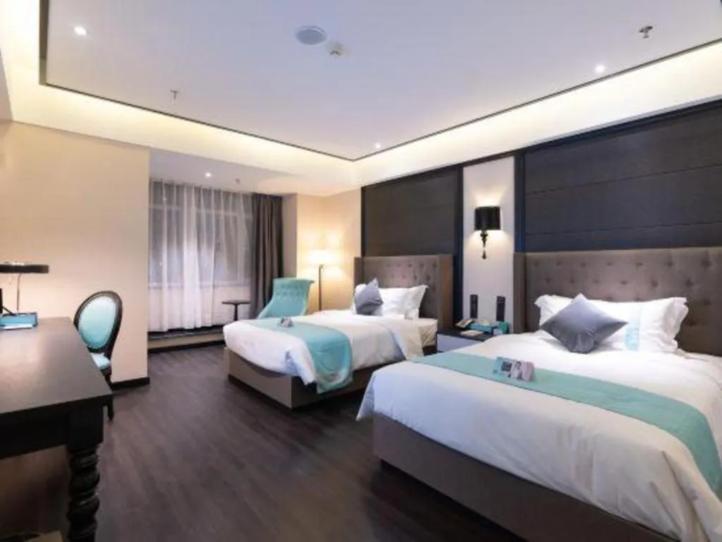 Bed in Xana Hotelle· Wulumuqi High Speed Railway Station Baonengcheng