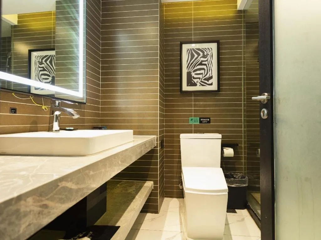 Xana Hotelle· Wulumuqi High Speed Railway Station Baonengcheng