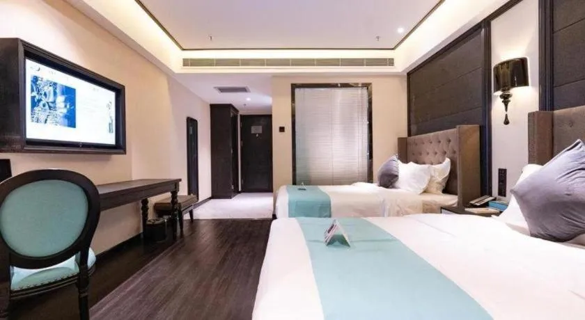 Bed in Xana Hotelle· Wulumuqi High Speed Railway Station Baonengcheng