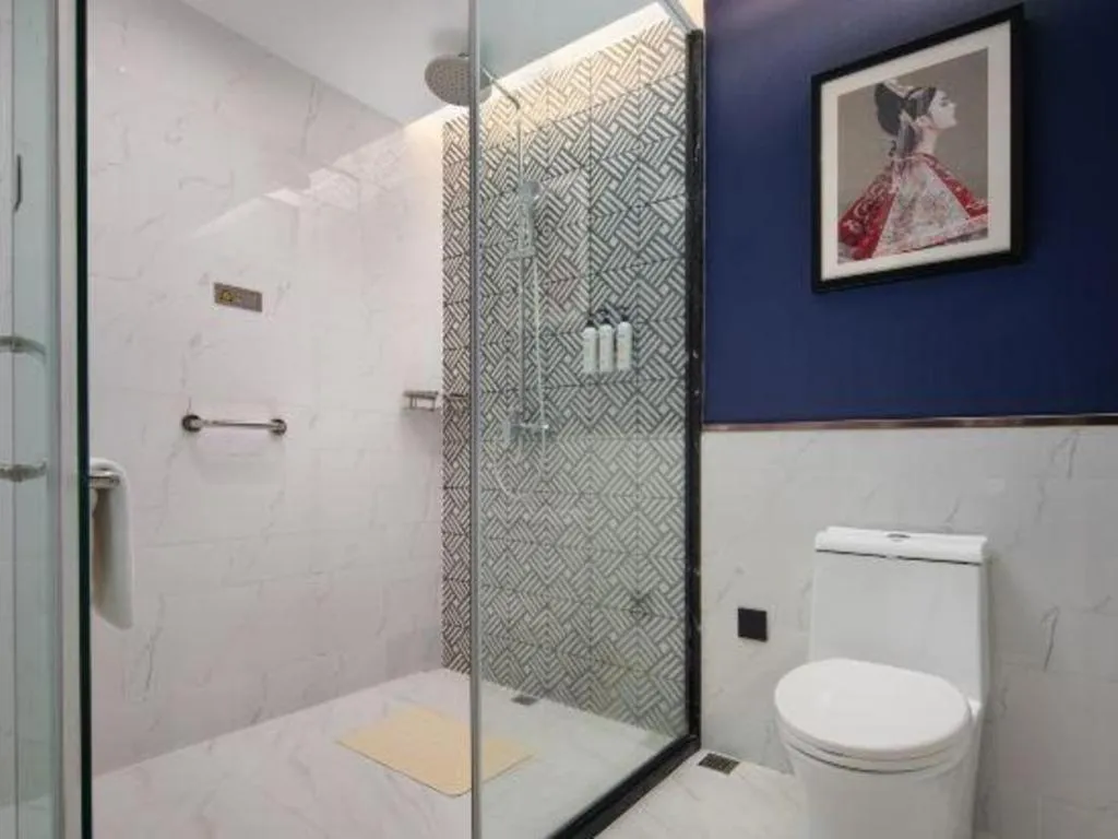 Jinjiang Metropolo Haikou East High Speed Railway Station Normal University