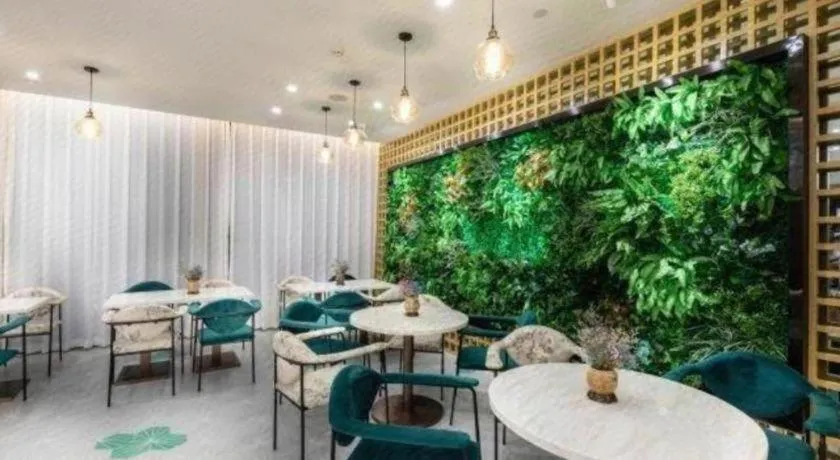 Jinjiang Metropolo Haikou East High Speed Railway Station Normal University