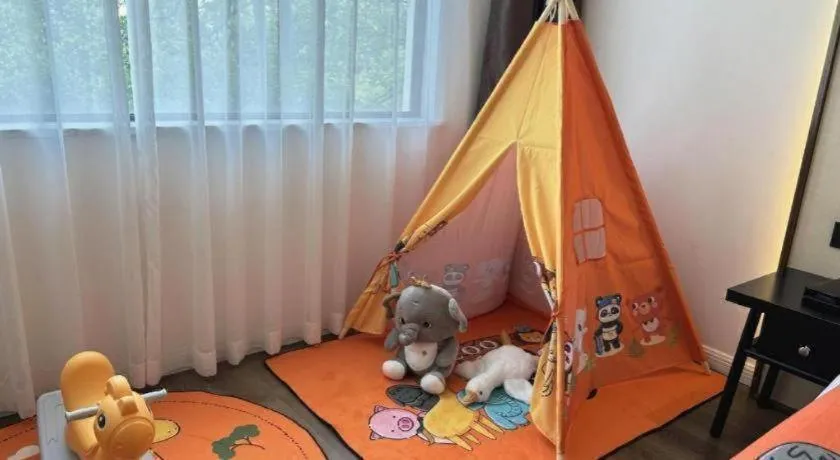 Jinjiang Metropolo Haikou East High Speed Railway Station Normal University