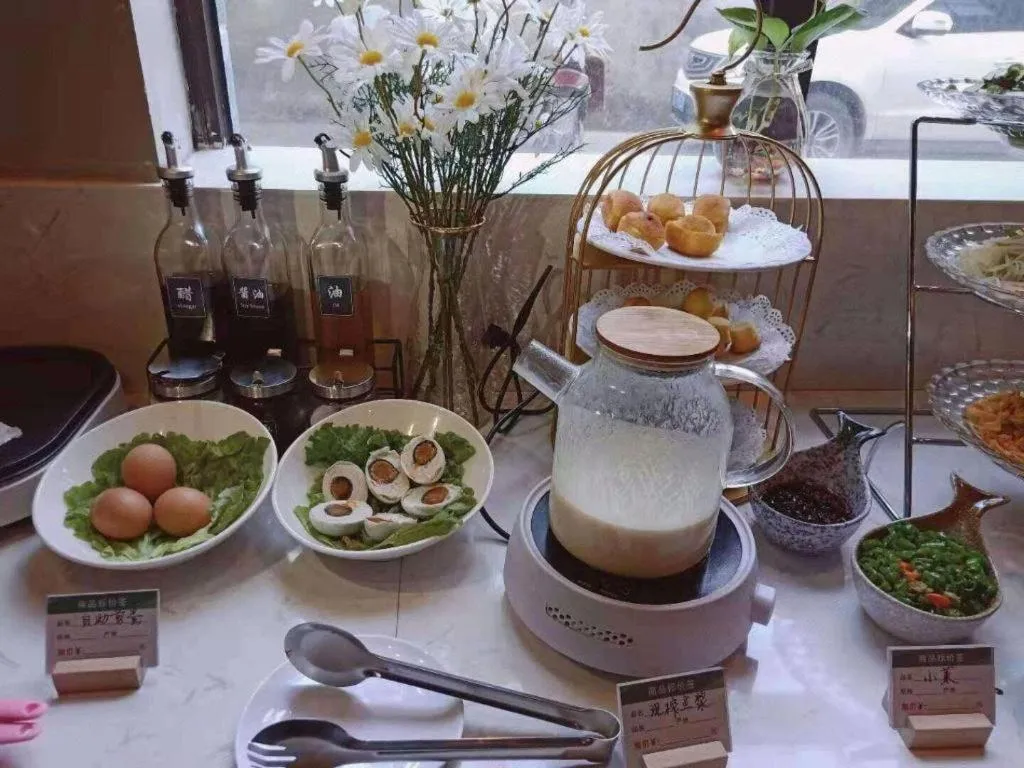 James Joyce Coffetel· Xianyang Renmin Road Central Square Store