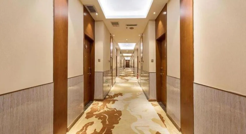 James Joyce Coffetel· Tianjin Olympic Center Lingbin Road Metro Station