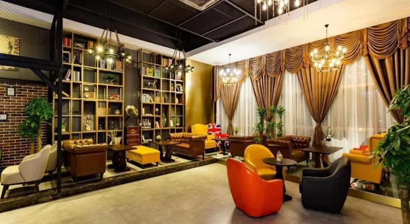 James Joyce Coffetel· Chengdu Shuangliu Airport Haibing City Wanda