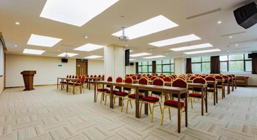 James Joyce Coffetel· Chengdu Shuangliu Airport Haibing City Wanda