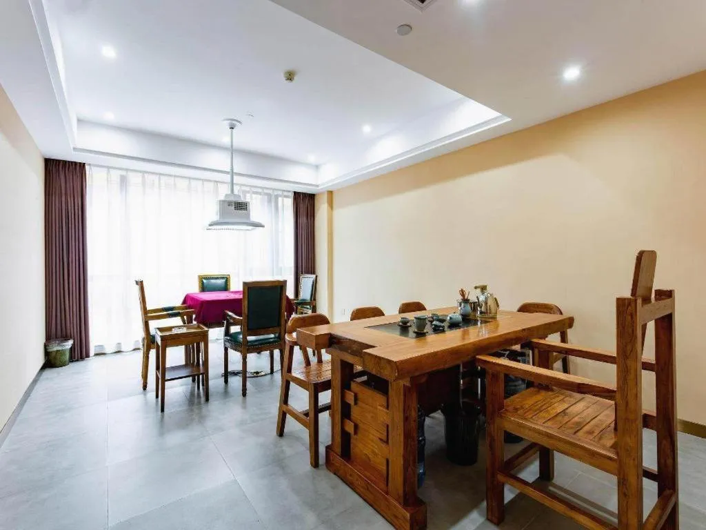 James Joyce Coffetel· Chengdu Shuangliu Airport Haibing City Wanda