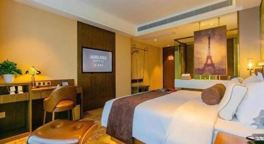 Bed in James Joyce Coffetel· Chengdu Shuangliu Airport Haibing City Wanda