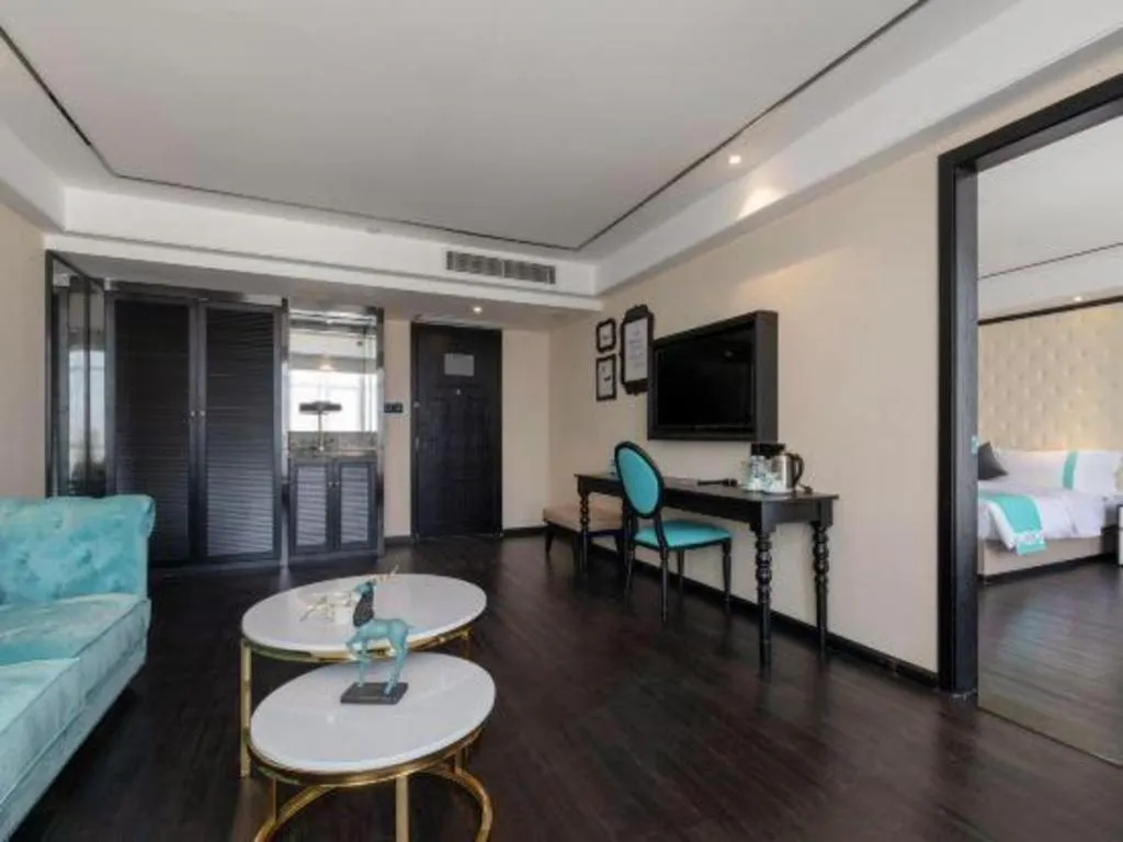 Xana Hotelle· Dongguang Chang'An Binhaiwan Jian'An Road