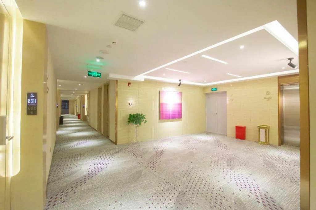 Lavande Hotels· Jingzhou Jianli