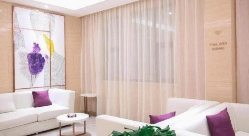 Lavande Hotels· Jingzhou Jianli