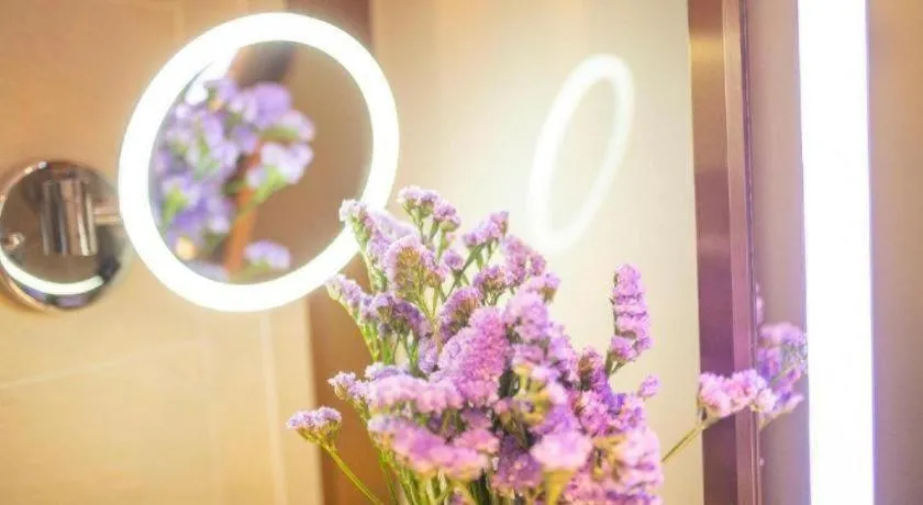 Lavande Hotels· Jingzhou Jianli