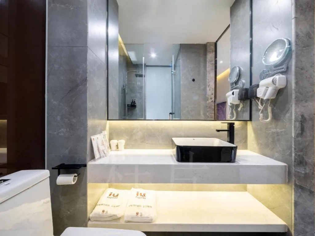 IU Hotels· Tianjin Houtai Chengjian University Haitai Industrial Park