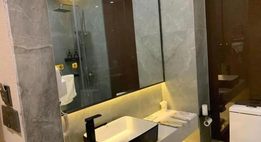 IU Hotels· Tianjin Houtai Chengjian University Haitai Industrial Park