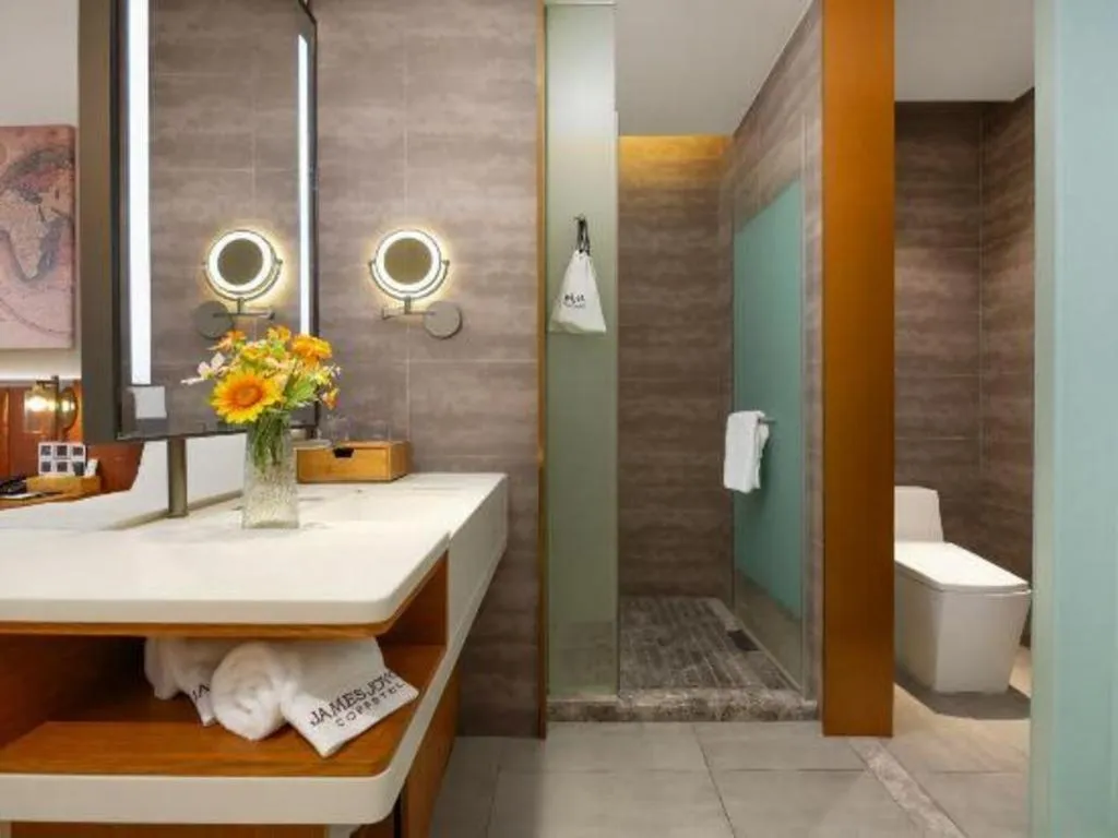 James Joyce Coffetel Shijiazhuang the Mixc Jinyuan Tower Airport Bus