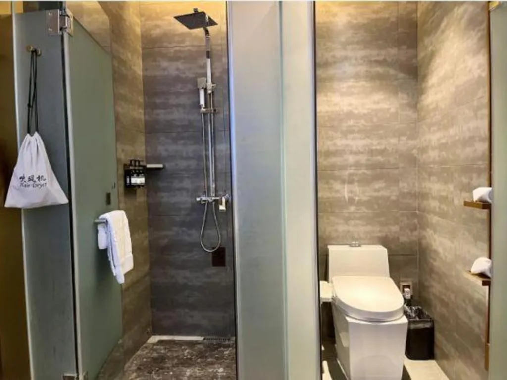 James Joyce Coffetel Shijiazhuang the Mixc Jinyuan Tower Airport Bus