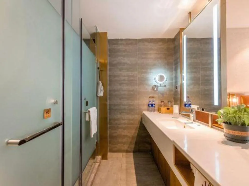 James Joyce Coffetel Shijiazhuang the Mixc Jinyuan Tower Airport Bus