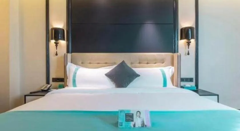 Bed in Xana Hotelle Nanchang Tengwang Pavilion Wanshougong