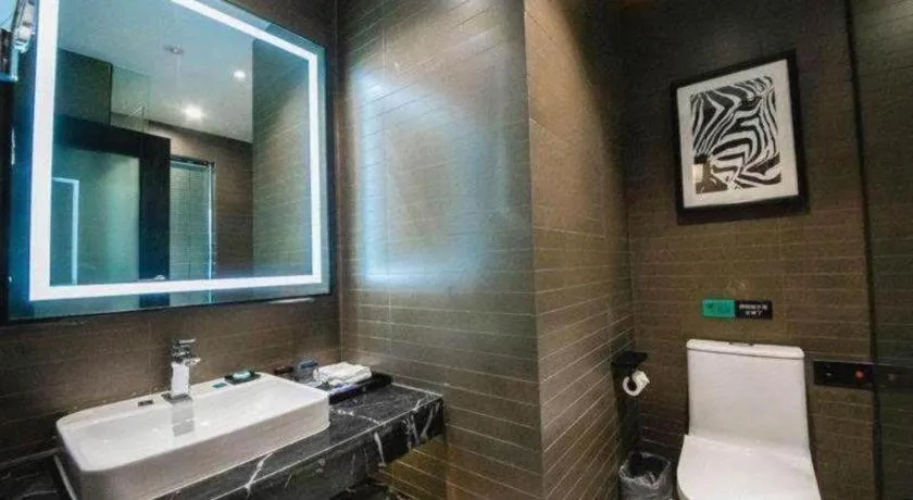 Xana Hotelle Luzhou High-Speed Railway Station Trading Market Passenger Terminal