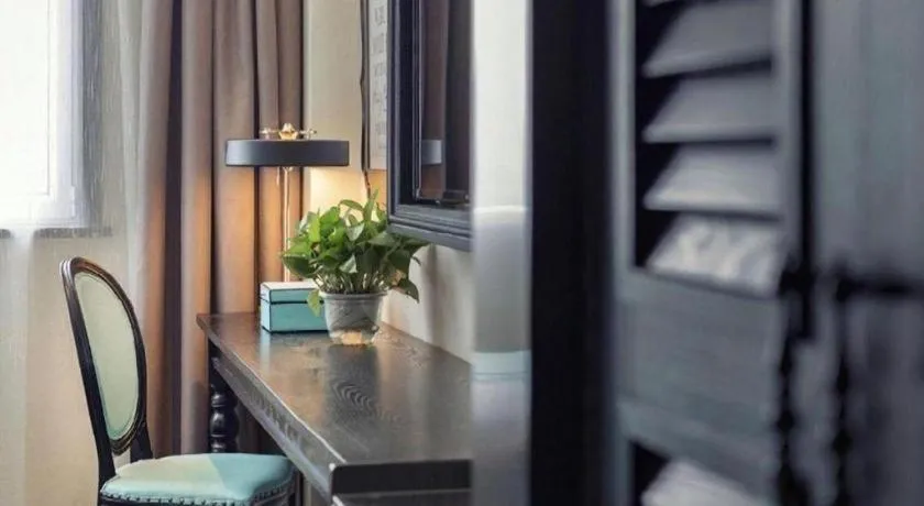 Xana Hotelle Luzhou High-Speed Railway Station Trading Market Passenger Terminal