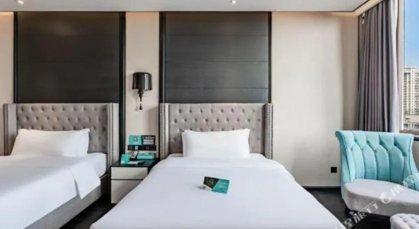 Bed in Xana Hotelle Luzhou High-Speed Railway Station Trading Market Passenger Terminal