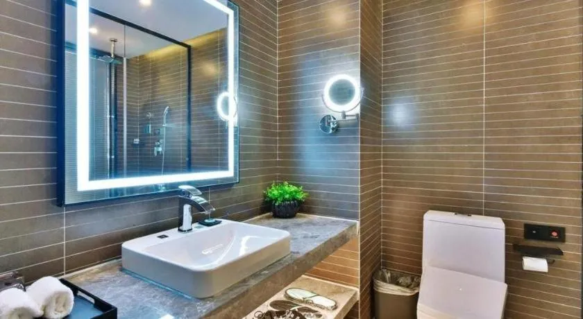 Xana Hotelle Luzhou High-Speed Railway Station Trading Market Passenger Terminal