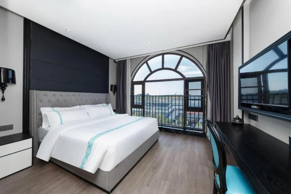 Bed in Xana Hotelle Luzhou High-Speed Railway Station Trading Market Passenger Terminal