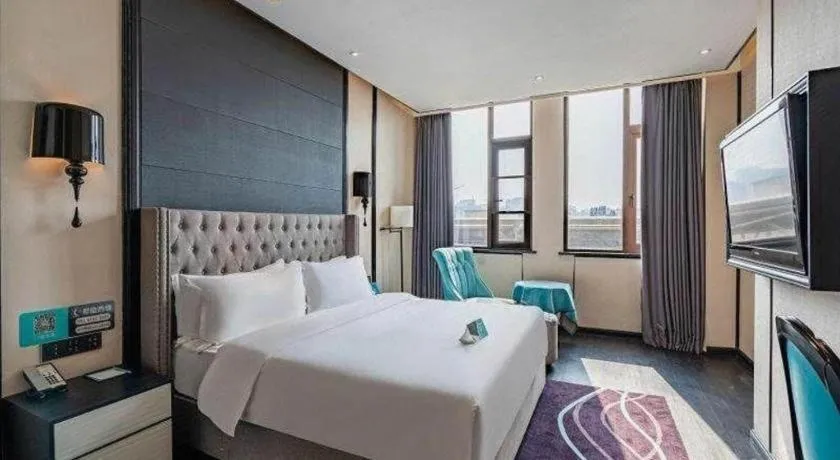 Bed in Xana Hotelle Luzhou High-Speed Railway Station Trading Market Passenger Terminal