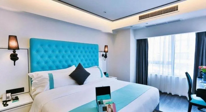 Bed in Xana Hotelle Luzhou High-Speed Railway Station Trading Market Passenger Terminal