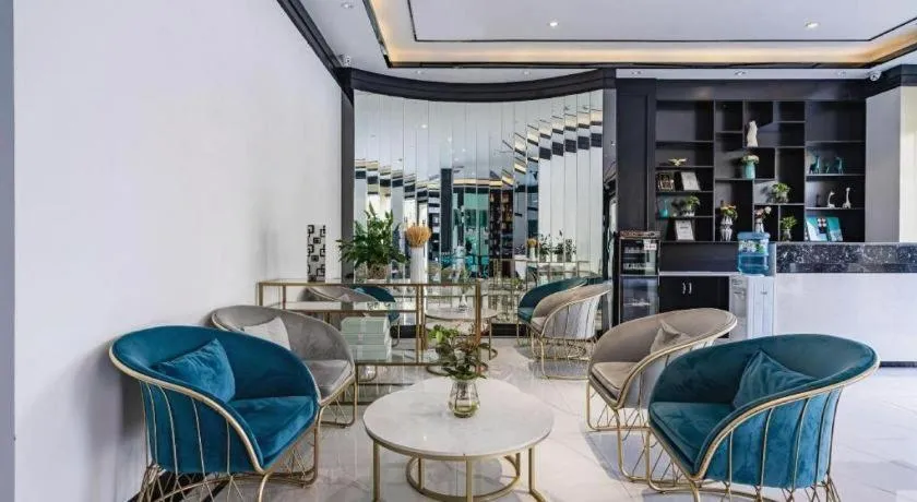 Xana Hotelle Luzhou High-Speed Railway Station Trading Market Passenger Terminal