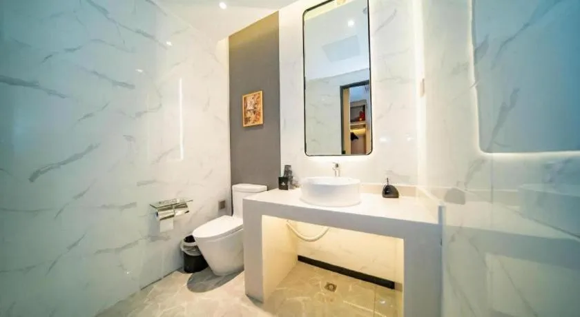 Magnotel Tongxiang Shimao Center