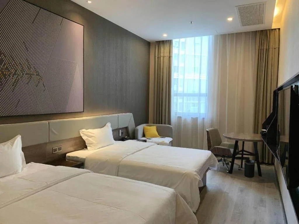 Bed in IU Hotels· Wuhan Jianghan Road Metro Station