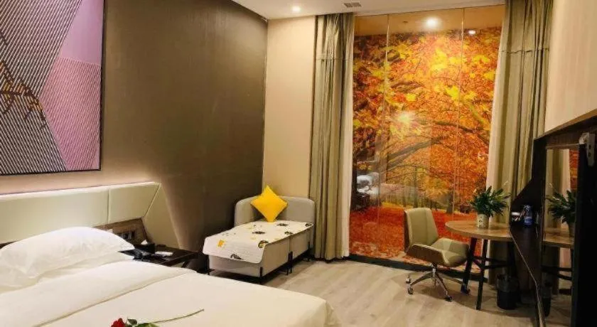 Bed in IU Hotels· Wuhan Jianghan Road Metro Station