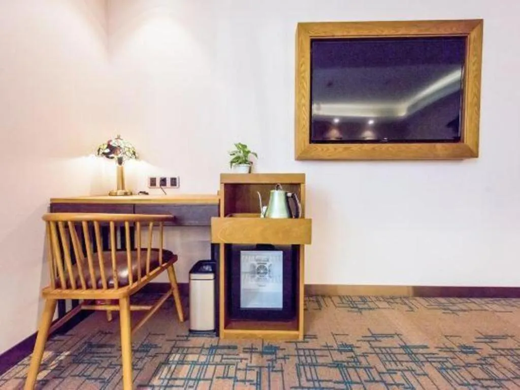 James Joyce Coffetel Changchun People's Square