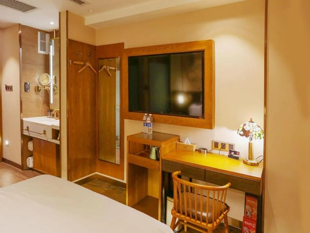 Bed in James Joyce Coffetel Changchun People's Square