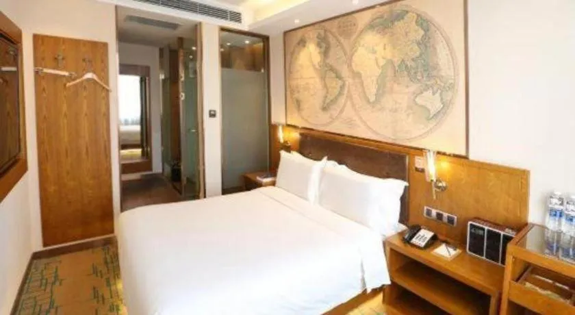 Bed in James Joyce Coffetel Changchun People's Square