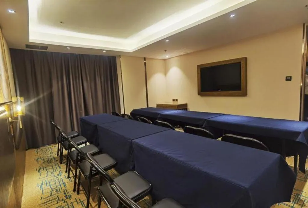 James Joyce Coffetel Changchun People's Square