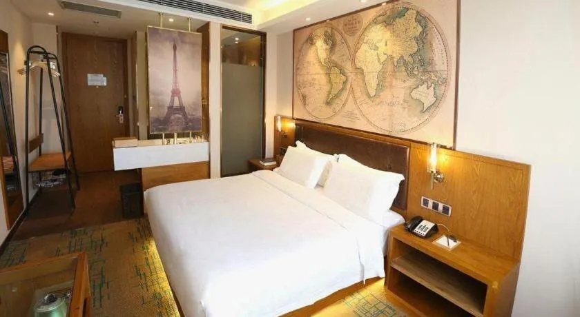 Bed in James Joyce Coffetel Changchun People's Square